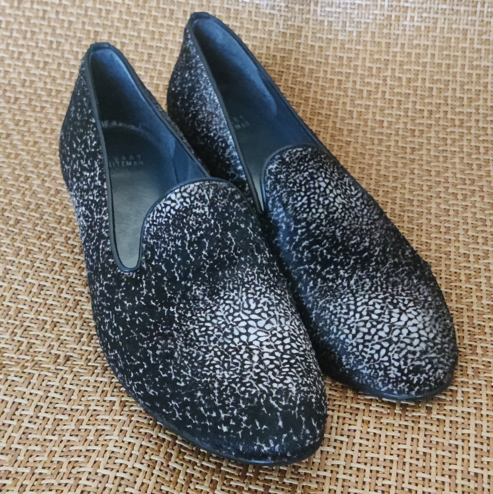 Stuart Weitzman spotted Pony Fur loafers sz 10 M BLACK IVORY WHITE